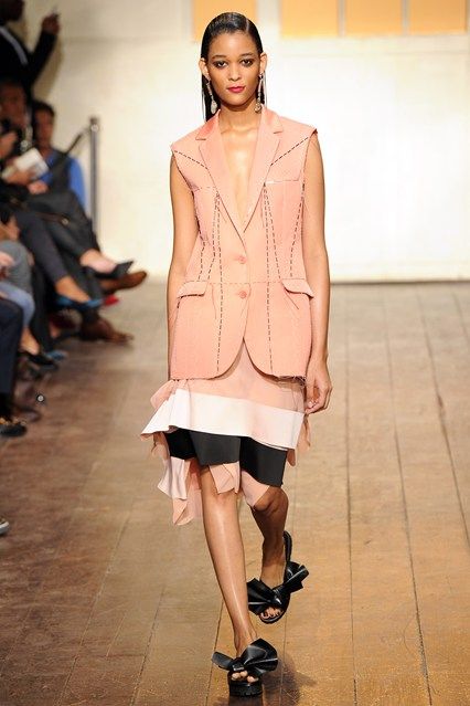 Cédric Charlier 2015春夏系列 結(jié)構(gòu)主義完美呈現(xiàn)